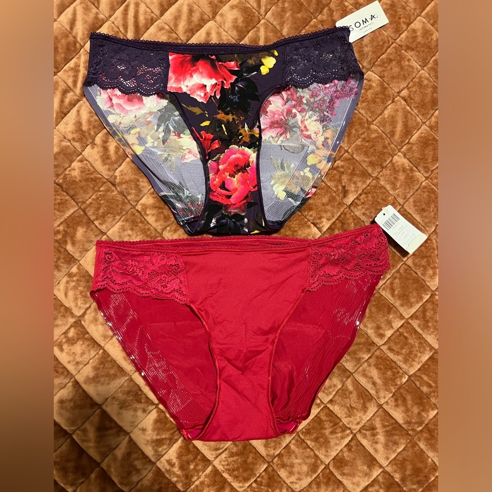Soma bikini panties. Size medium. NWT